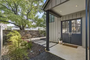 3867 Van Ness Ln, Dallas, TX 75220 - Photo 7
