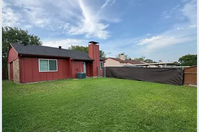 1206 High Valley Drive, Garland, TX 75041 - Photo 15