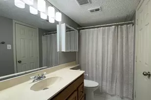 1206 High Valley Dr, Garland, TX 75041 - Photo 13