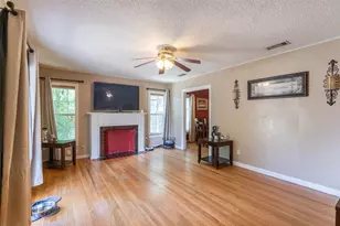 1925 Chestnut St, Abilene, TX 79602 - Photo 3