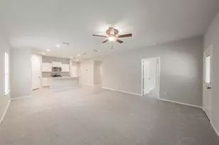 304 Abingdon St, Azle, TX 76020 - Photo 21