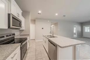 304 Abingdon St, Azle, TX 76020 - Photo 13