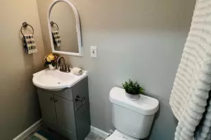 1026 SW 3rd St, Grand Prairie, TX 75051 - Photo 19