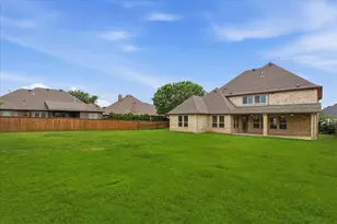 7417 Seclusion Ridge Dr, Arlington, TX 76001 - Photo 37