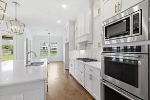 7417 Seclusion Ridge Dr, Arlington, TX 76001 - Photo 17