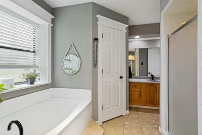 2648 Shadowridge Drive, Burleson, TX 76028 - Photo 9