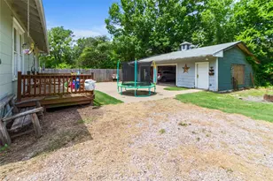 1594 W 4th Ave, Corsicana, TX 75110 - Photo 5