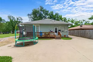 1594 W 4th Ave, Corsicana, TX 75110 - Photo 3
