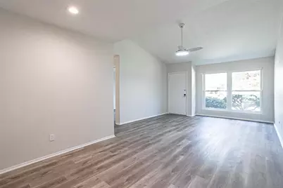 13706 Flagstone Lane, Dallas, TX 75240 - Photo 3