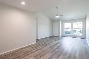 13706 Flagstone Ln, Dallas, TX 75240 - Photo 3