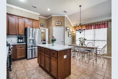 6901 Westover Drive, Rowlett, TX 75089 - Photo 5
