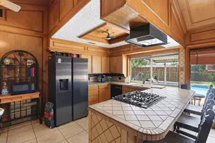 6500 Lawndale Dr, Edgecliff Village, TX 76134 - Photo 9