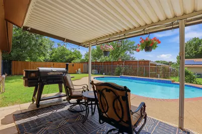 6500 Lawndale Drive, Edgecliff Village, TX 76134 - Photo 17