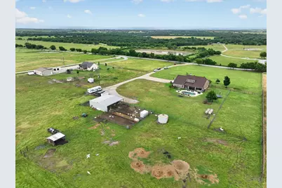 19001 N County Line Road, Ponder, TX 76259 - Photo 37