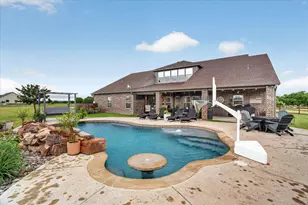 19001 N County Line Rd, Ponder, TX 76259 - Photo 33