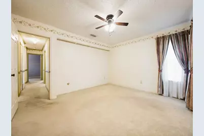 3818 Twin Falls Street, Irving, TX 75062 - Photo 15