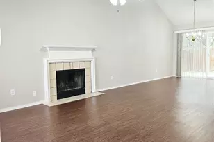 3921 Huckleberry Dr, Fort Worth, TX 76137 - Photo 3