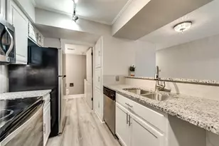 18240 Midway Rd, Dallas, TX 75287 - Photo 9