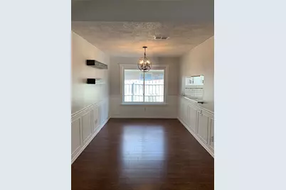 990 Camden Drive, Lewisville, TX 75067 - Photo 5