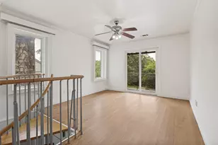 702 N Hampton Rd, Dallas, TX 75208 - Photo 23