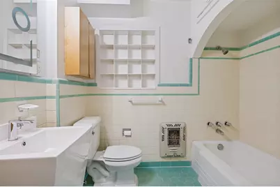 702 N Hampton Road, Dallas, TX 75208 - Photo 21