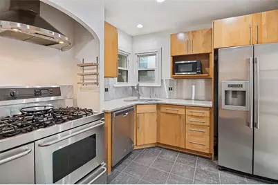 702 N Hampton Road, Dallas, TX 75208 - Photo 17