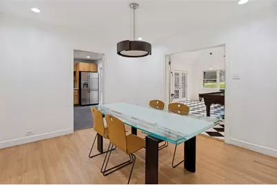 702 N Hampton Road, Dallas, TX 75208 - Photo 15