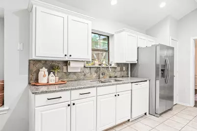 4405 Avonshire Lane, Plano, TX 75093 - Photo 11