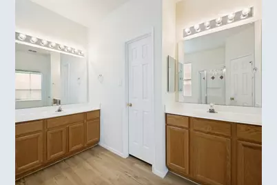 2806 Cheshire Way, Grand Prairie, TX 75052 - Photo 21