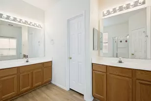 2806 Cheshire Way, Grand Prairie, TX 75052 - Photo 21