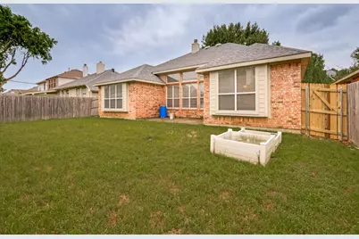 2806 Cheshire Way, Grand Prairie, TX 75052 - Photo 27
