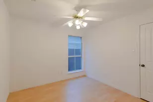 9321 Western Trail, Irving, TX 75063 - Photo 15