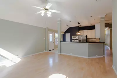 9321 Western Trail, Irving, TX 75063 - Photo 11