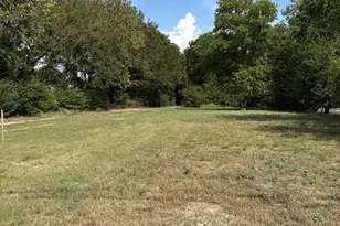 1721 N Hoard Ave, Sherman, TX 75090 - Photo 1