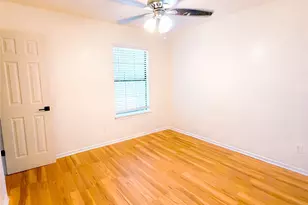 4926 Flamingo Rd, Fort Worth, TX 76119 - Photo 27