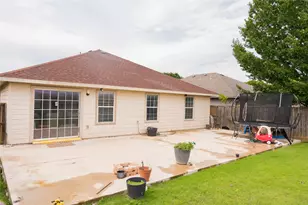 7009 Bountiful Grove Dr, McKinney, TX 75070 - Photo 17