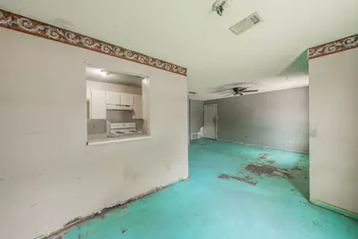 5332 Kilpatrick Avenue, Fort Worth, TX 76107 - Photo 13