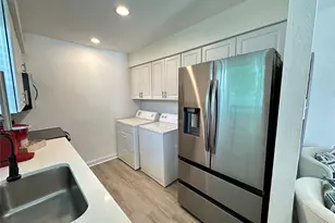 807 W Broadus Ave, Fort Worth, TX 76115 - Photo 3