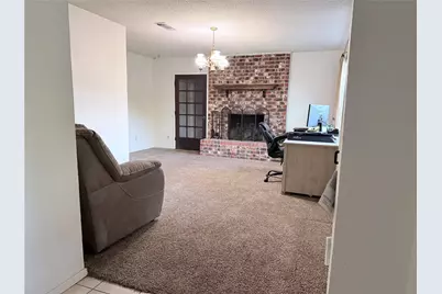 404 Montgomery Street, Pittsburg, TX 75686 - Photo 3