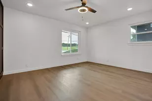 2910 W Crawford St, Denison, TX 75020 - Photo 21
