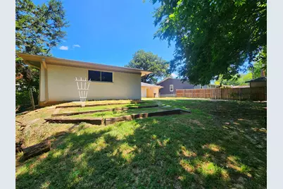 2910 W Crawford Street, Denison, TX 75020 - Photo 33