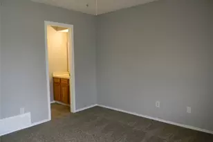 2040 Minnie Dr, Arlington, TX 76012 - Photo 17
