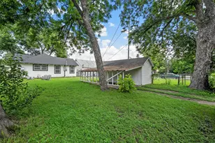 2704 Herring Ave, Waco, TX 76708 - Photo 21