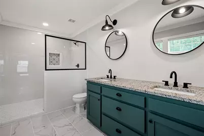 2704 Herring Avenue, Waco, TX 76708 - Photo 15