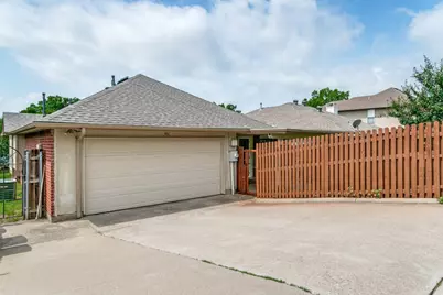 1461 Saint Gallen Lane, Lewisville, TX 75067 - Photo 25