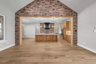 2101 Eagles Rdg Dr, Weatherford, TX 76087 - Photo 11