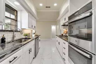 4212 Joshua Ln, Dallas, TX 75287 - Photo 11