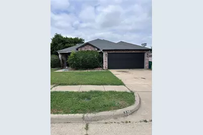 701 King Street, Cedar Hill, TX 75104 - Photo 1