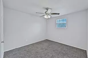 105 Alice Dr, Little Elm, TX 75068 - Photo 13
