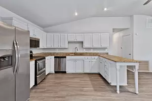 105 Alice Dr, Little Elm, TX 75068 - Photo 9